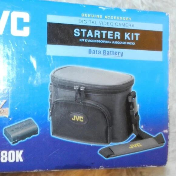 JVC STARTER KIT JVC VU-VF80K CARRY CASE, STRAP, BATTERY PACK, Mini DV tape - Picture 5 of 16
